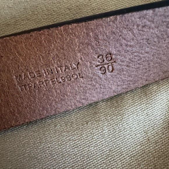 New without Tags Burberry Bridle Leather Ashmore 30MM belt in Brown - Picture 8 of 8